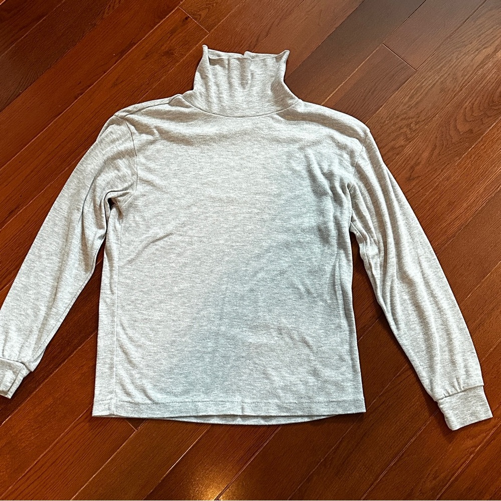 Flying Colors gray turtleneck